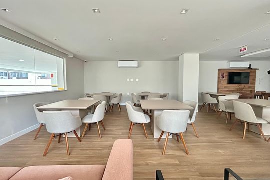 Área comum - Salão de festas de apartamento para alugar com 2 quartos, 75m² em Itacorubi, Florianópolis