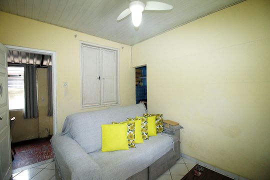 Casa para alugar com 1 quarto, 70m² em Penha, Rio de Janeiro