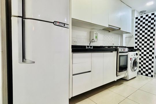 Cozinha  de apartamento para alugar com 2 quartos, 52m² em Alphaville Industrial, Barueri