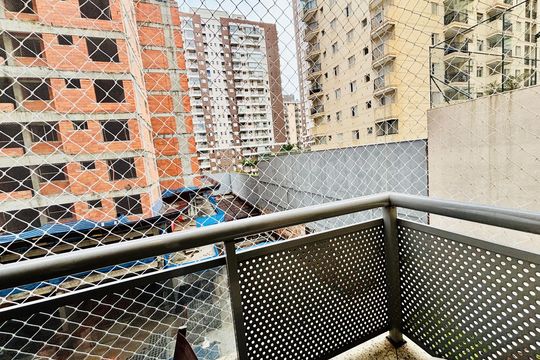 Sacada  de apartamento para alugar com 2 quartos, 52m² em Alphaville Industrial, Barueri