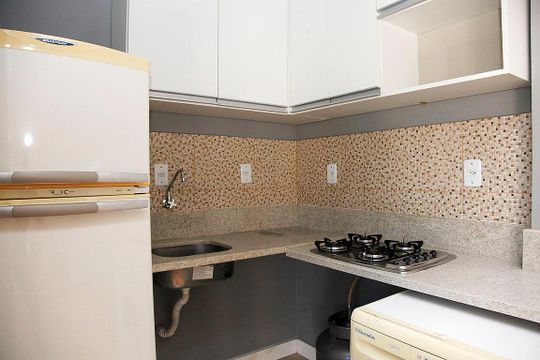 Studio - Cozinha de kitnet/studio à venda com 1 quarto, 25m² em Azenha, Porto Alegre