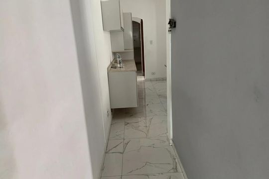 Corredor de casa à venda com 3 quartos, 327m² em Parque Novo Oratório, Santo André