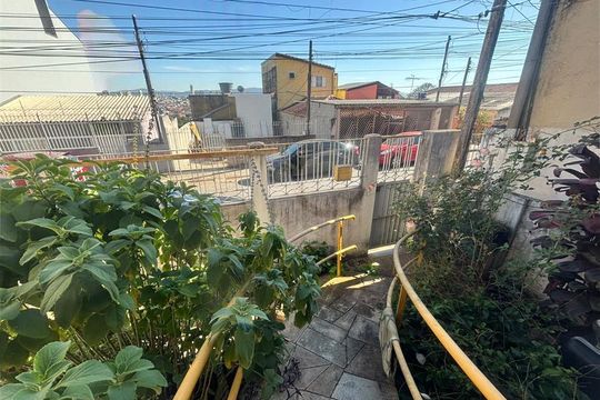 Casa à venda com 2 quartos, 205m² em Vila Medeiros, São Paulo