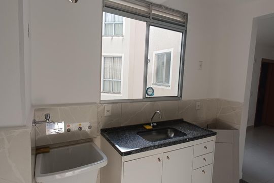 COZINHA de apartamento para alugar com 2 quartos, 55m² em Atlantica, Rio das Ostras