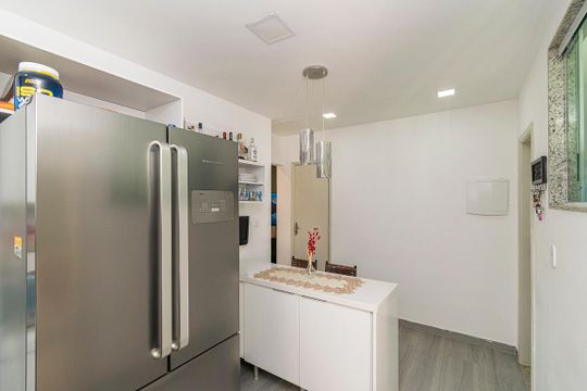 Cozinha de apartamento para alugar com 2 quartos, 110m² em Vista Alegre, Rio de Janeiro