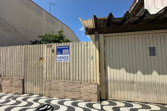 Fachada de casa à venda com 2 quartos, 50m² em Jardim Esperanca, Barueri