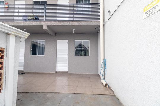 Fachada de kitnet/studio para alugar com 1 quarto, 25m² em Uberaba, Curitiba