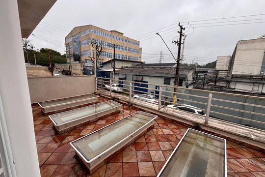 Varanda Suite 1 de casa à venda com 4 quartos, 277m² em Centro Alto, Ribeirão Pires