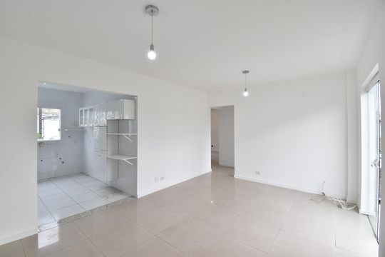 Apartamento para alugar com 3 quartos, 96m² em Fanny, Curitiba