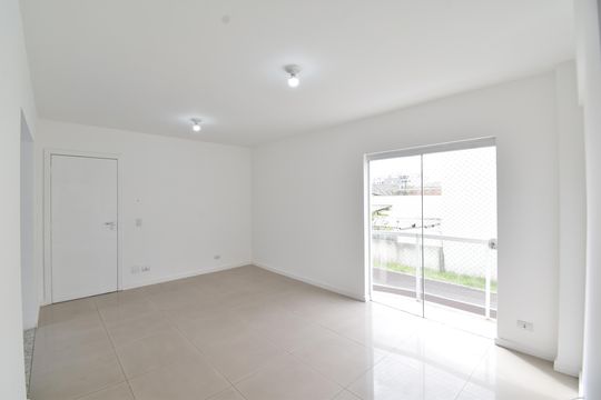 Sala de apartamento para alugar com 3 quartos, 96m² em Fanny, Curitiba