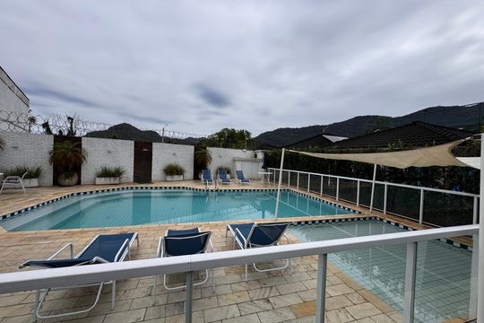 Área comum de casa de condomínio para alugar com 4 quartos, 175m² em Vargem Pequena, Rio de Janeiro