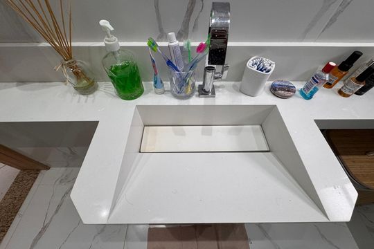 Suíte 1 - Banheiro de casa de condomínio para alugar com 4 quartos, 175m² em Vargem Pequena, Rio de Janeiro