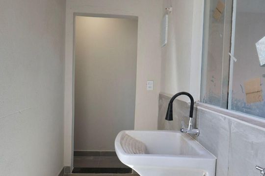 Área de Serviço de casa para alugar com 2 quartos, 80m² em Jardim Leonor, Campinas