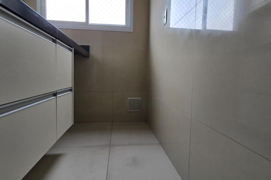 Cozinha e Área de Serviço de apartamento para alugar com 2 quartos, 55m² em Vila Augusta, Guarulhos