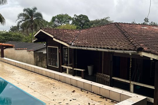 Área externa de casa de condomínio para alugar com 3 quartos, 250m² em Jardim Colibri, Cotia