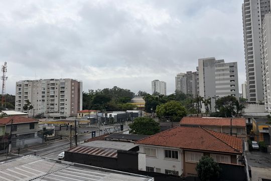 Varanda de kitnet/studio para alugar com 1 quarto, 25m² em Santo Amaro, São Paulo