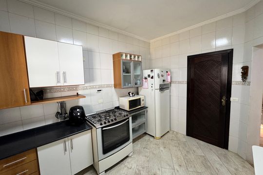 Cozinha de casa de condomínio para alugar com 4 quartos, 300m² em Jardim Lina, Cotia