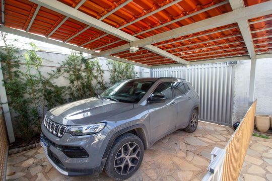 Casa de Condomínio à venda com 3 quartos, 445m² em Setor Habitacional Arniqueira, Brasília
