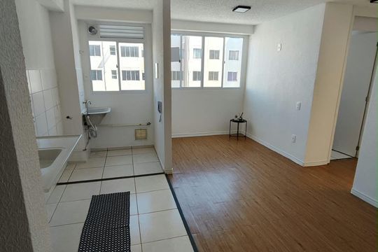 Sala de apartamento à venda com 2 quartos, 43m² em Campo Grande, Rio de Janeiro