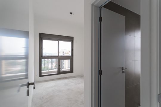 Suíte 1 de apartamento à venda com 2 quartos, 82m² em Moema, São Paulo