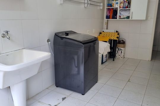 Área de serviço de casa de condomínio à venda com 6 quartos, 1251m² em Freguesia (Jacarepaguá), Rio de Janeiro