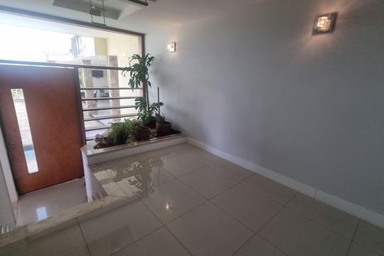Sala de casa de condomínio à venda com 6 quartos, 1251m² em Freguesia (Jacarepaguá), Rio de Janeiro