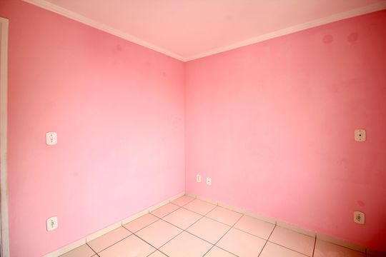 Quarto 1 de apartamento para alugar com 2 quartos, 25m² em Jardim Lourdes, Ferraz de Vasconcelos