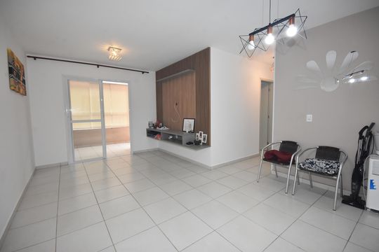Apartamento para alugar com 2 quartos, 87m² em Vila Rica, Jundiaí