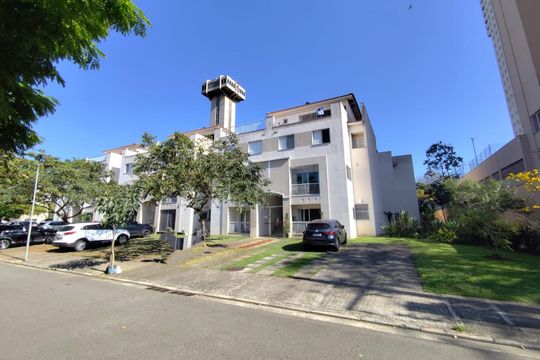 Fachada de casa de condomínio à venda com 2 quartos, 96m² em Vila Arriete, São Paulo