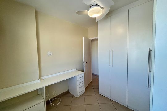 Quarto 1 de apartamento para alugar com 3 quartos, 75m² em Méier, Rio de Janeiro