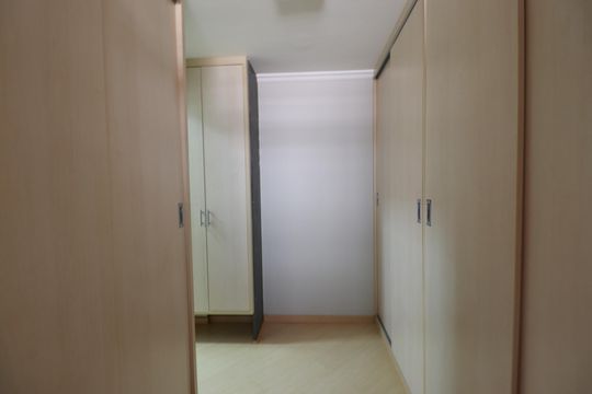 Closet de apartamento para alugar com 1 quarto, 155m² em Centro, Ribeirão Preto