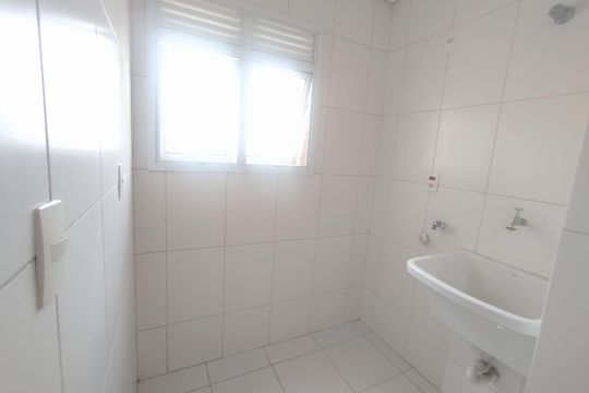 Área de serviço de apartamento à venda com 3 quartos, 60m² em Jardim das Maravilhas, Santo André