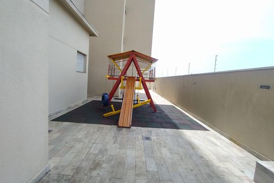 Área externa de apartamento à venda com 3 quartos, 60m² em Jardim das Maravilhas, Santo André