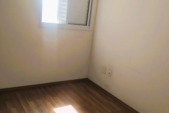 Quarto de apartamento à venda com 3 quartos, 60m² em Jardim das Maravilhas, Santo André