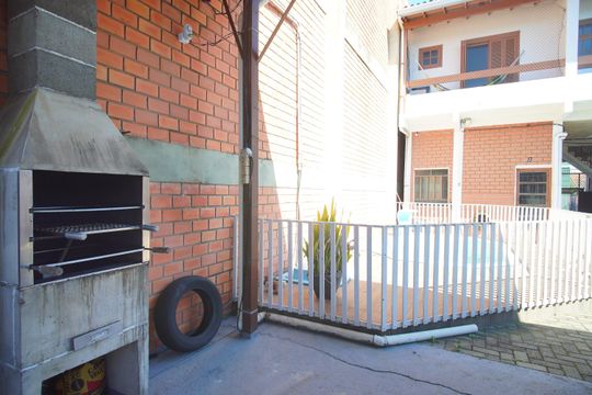 Área comum - Churrasqueira de casa para alugar com 2 quartos, 70m² em Vacchi, Sapucaia do Sul