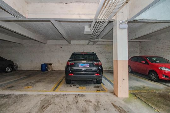 Garagem de apartamento à venda com 2 quartos, 130m² em Petrópolis, Porto Alegre