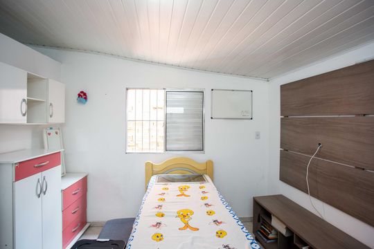 Quarto 2 de casa à venda com 3 quartos, 100m² em Taboão, Diadema