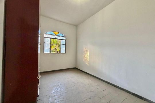 Quarto de casa para alugar com 3 quartos, 1000m² em Bom Sossego, Ribeirão das Neves