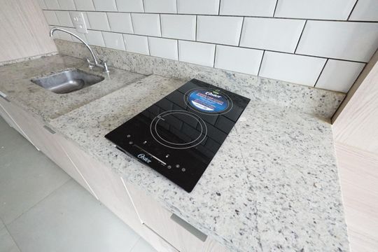 Cozinha de kitnet/studio à venda com 1 quarto, 28m² em Jardim Aurelia, São Paulo