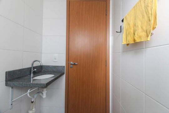 Banheiro de apartamento para alugar com 2 quartos, 43m² em Cidade São Mateus, São Paulo