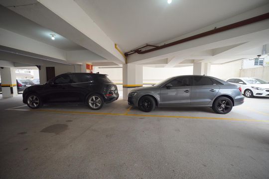 Garagem  de apartamento para alugar com 3 quartos, 277m² em Campinas, São José