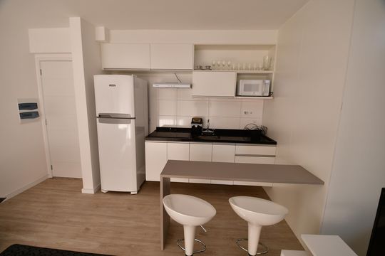 Cozinha de kitnet/studio para alugar com 1 quarto, 46m² em Centro, Campinas