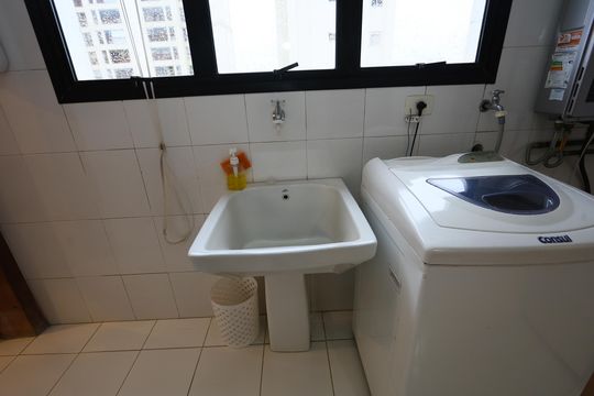 Área de Serviço de apartamento à venda com 4 quartos, 233m² em Morumbi, São Paulo