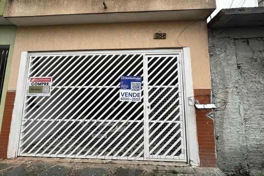 Fachada de casa à venda com 2 quartos, 134m² em Parque dos Camargos, Barueri