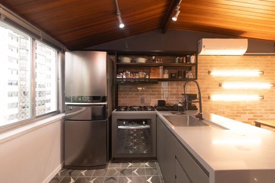 Cozinha de apartamento à venda com 3 quartos, 153m² em Tristeza, Porto Alegre