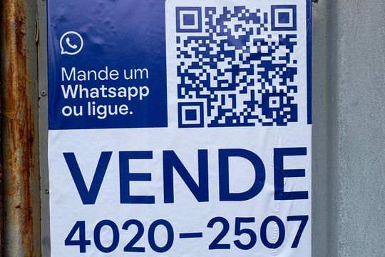 Fachada + plaquinha FADD-433 de casa à venda com 2 quartos, 410m² em Vila Curuçá, Santo André