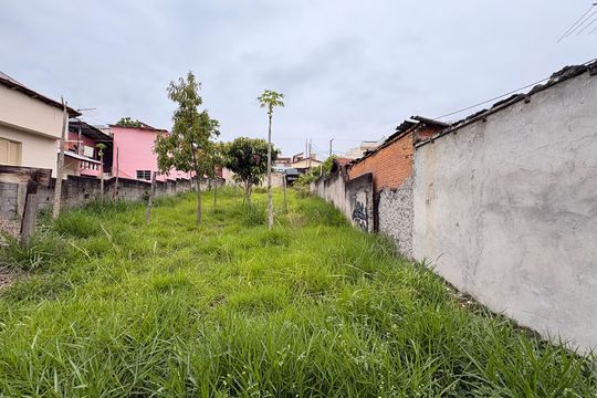 Quintal de casa à venda com 2 quartos, 410m² em Vila Curuçá, Santo André