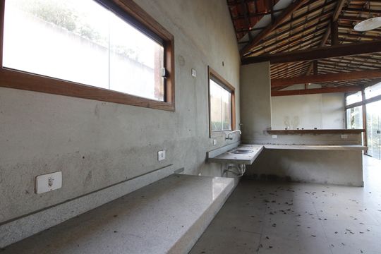 Cozinha 1 de casa de condomínio para alugar com 4 quartos, 400m² em Ogiva, Cabo Frio