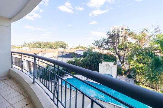 Sala - Varanda de apartamento à venda com 4 quartos, 113m² em Vila Cruzeiro, São Paulo