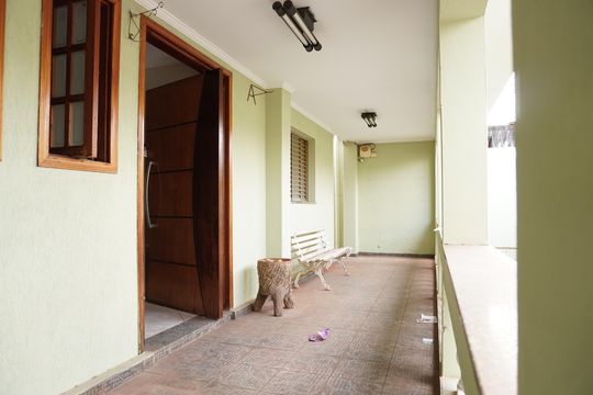 Garagem - Entrada casa de casa para alugar com 3 quartos, 151m² em Jardim Bandeirantes, São Carlos